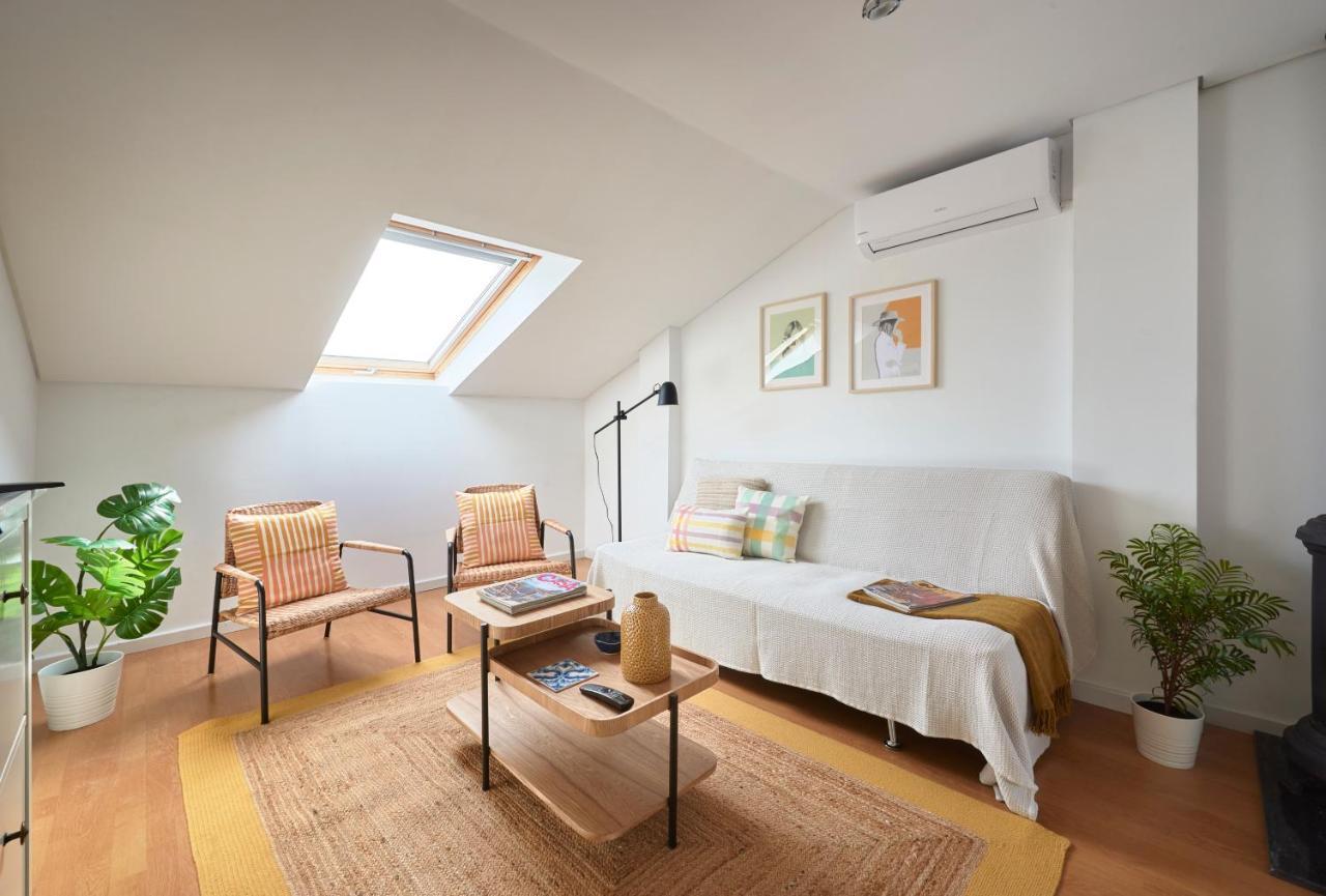 Bright W Balcony, Ac, Parking, By Timecooler Appartement