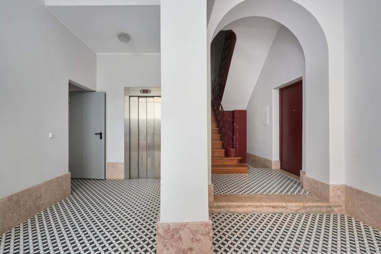 Bright W Balcony, Ac, Parking, By Timecooler Appartement *