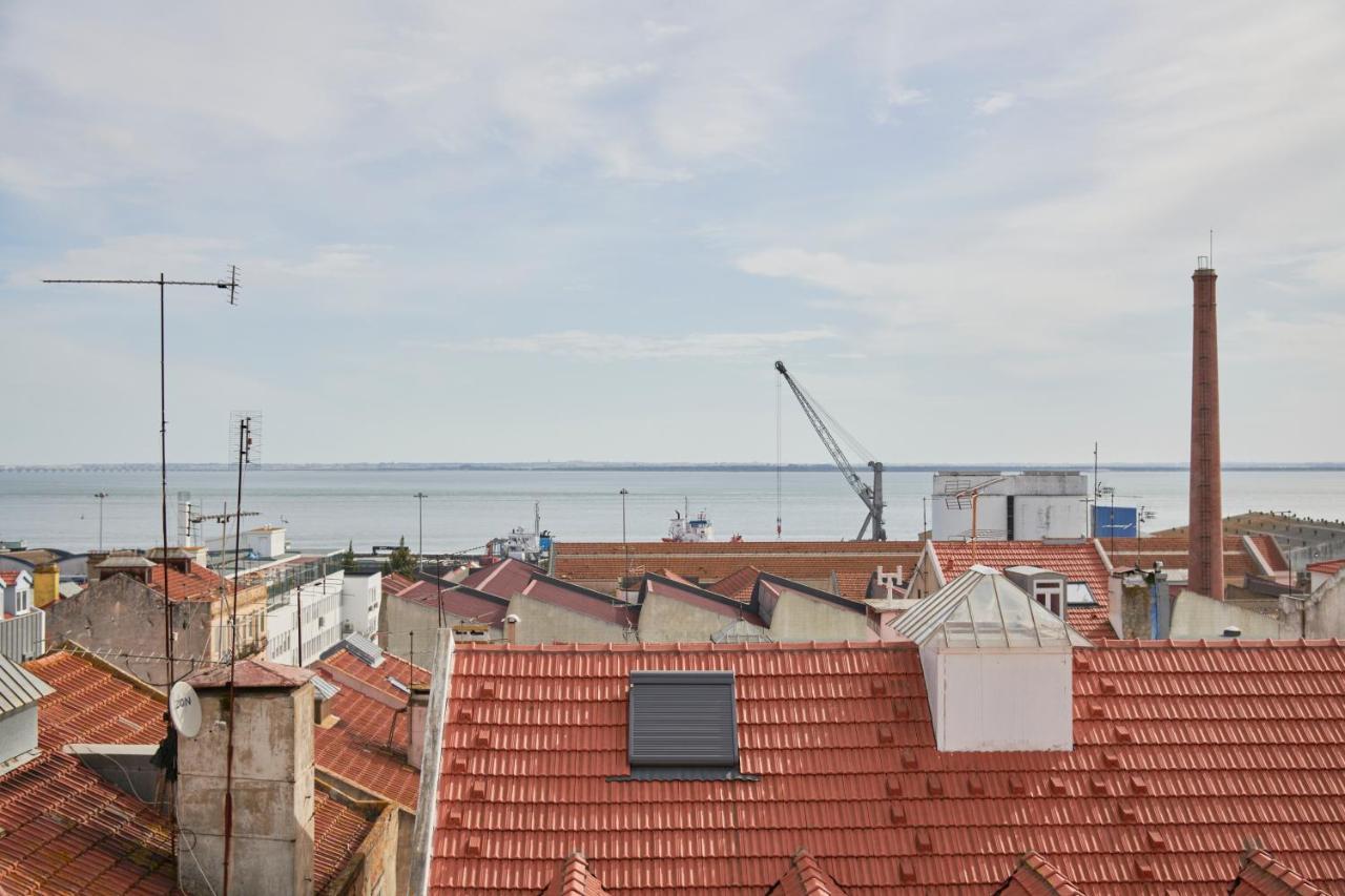 Appartement Bright W Balcony, Ac, Parking, By Timecooler *